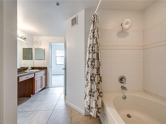 5th image of 13000 Positano Cir APT 301