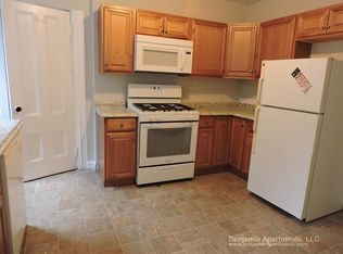 149 Charles St #1F, Boston, MA 02114