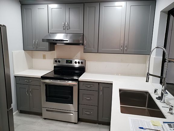 2nd image of 416 Crescent Ave APT 21