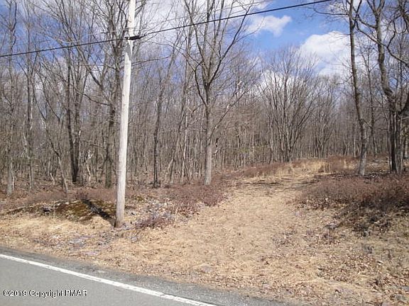 4th image of 115 Winding Way
