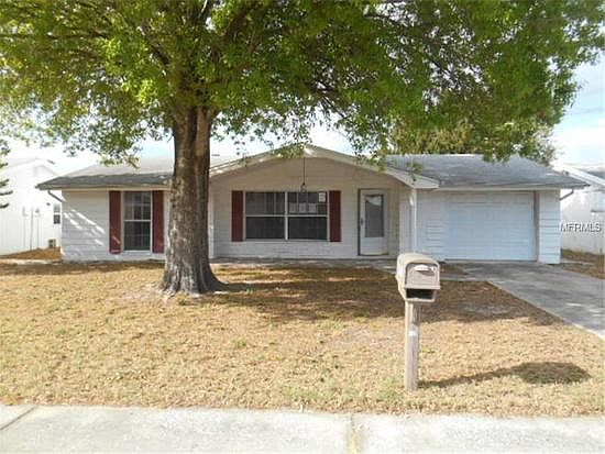 Older photo of front of house.