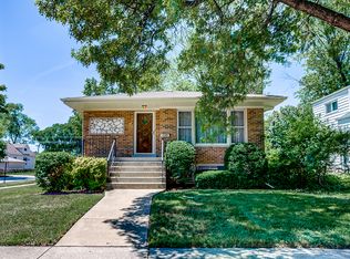 9348 Tulley Ave, Oak Lawn, IL 60453