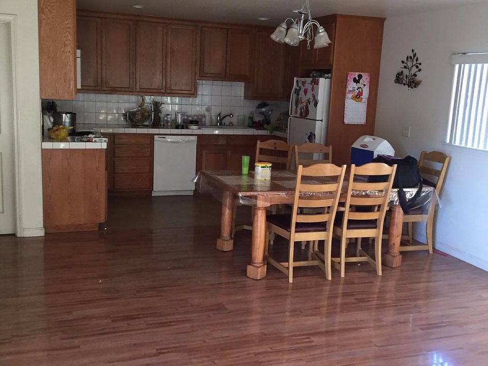 2nd image of 1611 Highland Dr