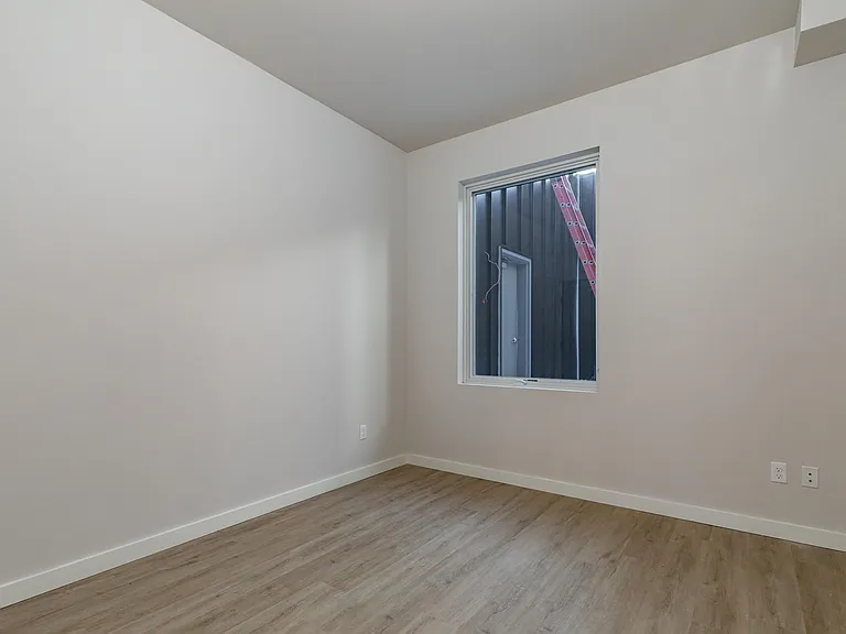 289 Main St — Photo 7