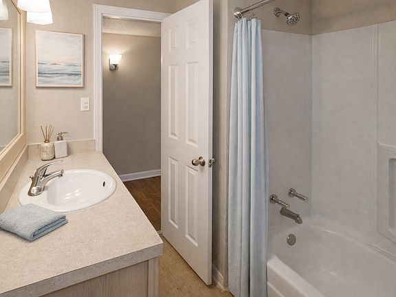 5th image of 2300 Westbrook St #29