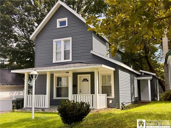 9 Tew St, Jamestown, NY 14701