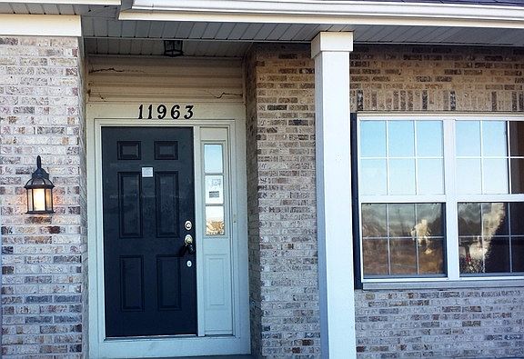2nd image of 11963 Winterberry Ln