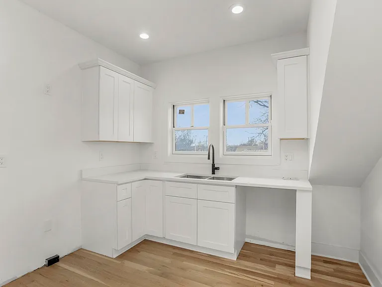 942 Maxwell Ave — Photo 20