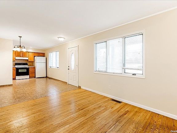 3rd image of 85 James St #1