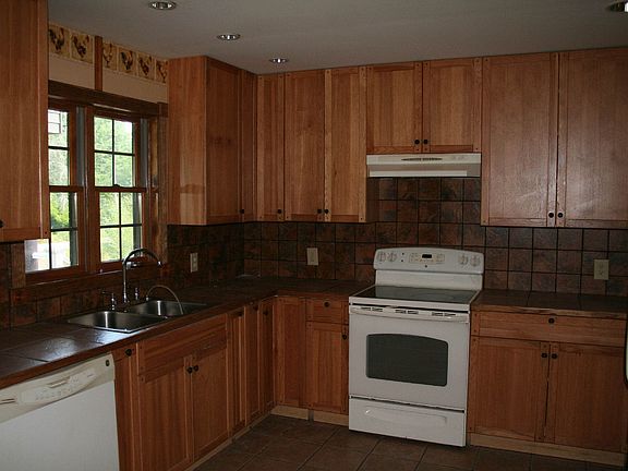 Hickory kitchen cabinets.