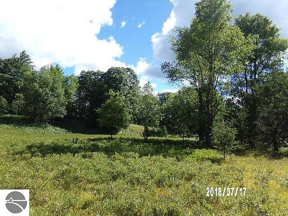 4th image of 47 3/4 Road 4