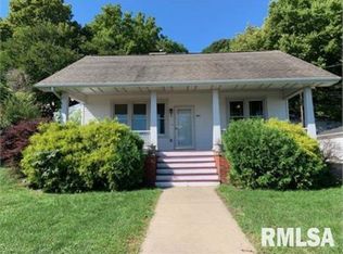 4911 N Galena Rd, Peoria Heights, IL 61616