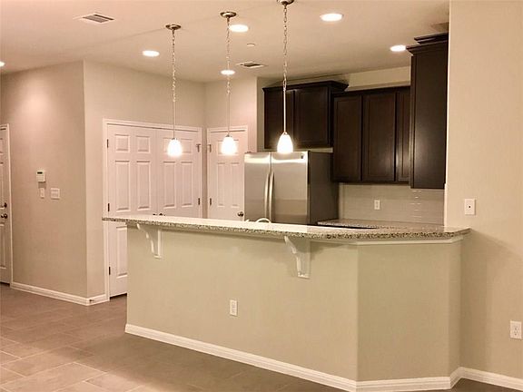 4th image of 2304 S Lakeline Blvd Unit 454
