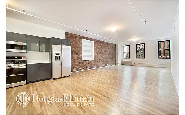 Rented by Douglas Elliman | media 14