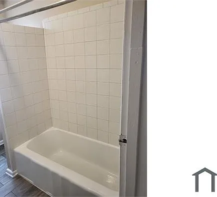 5820 Arch St #2 — Photo 6