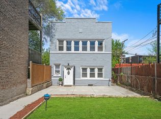 3128 W Polk St, Chicago, IL 60612
