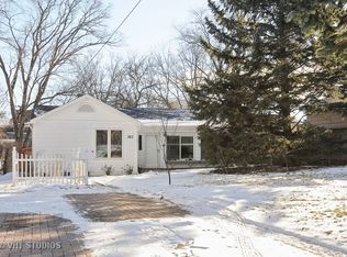 263 S Slusser St, Grayslake, IL 60030