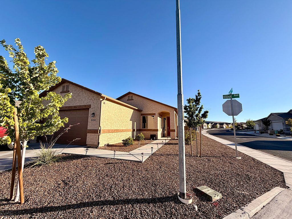 5194 N Elliot Ave - Property Image