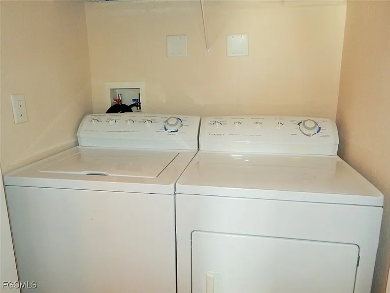 1113 Van Loon Commons Cir #304 — Photo 14