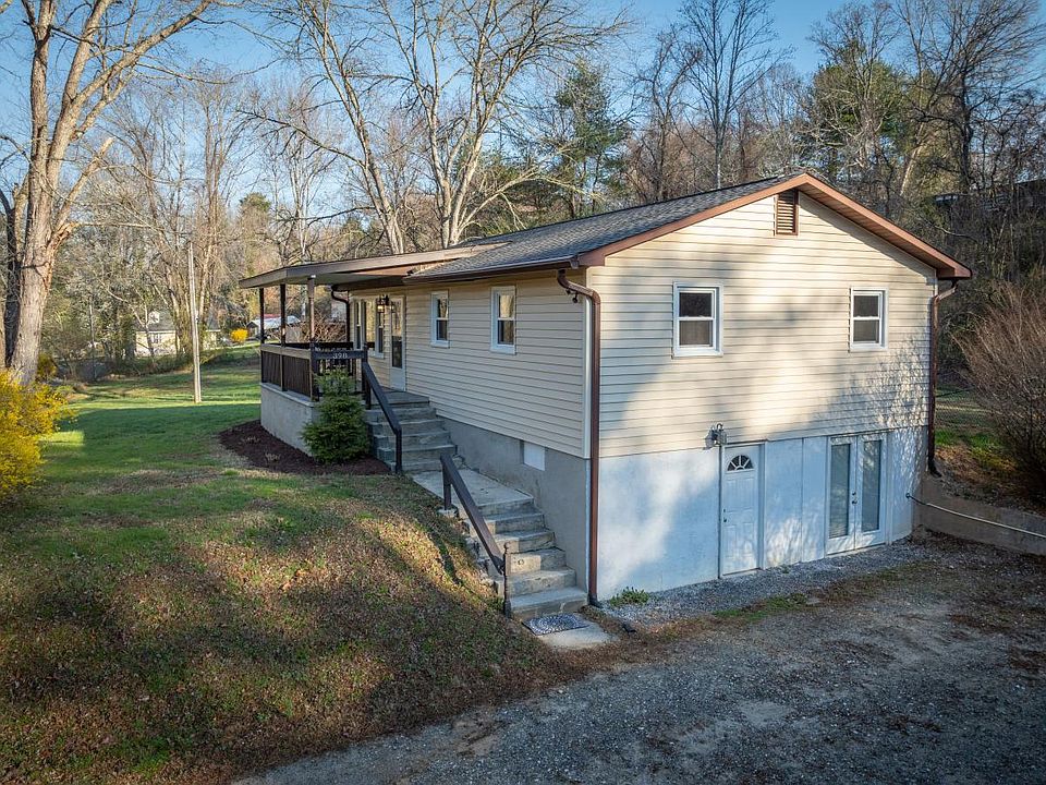 398 Highland Park Rd, East Flat Rock, NC 28726 Zillow