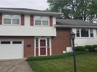 3125 Hilly Rd, Bethlehem, PA 18017