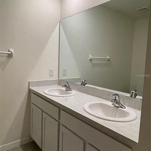 5526 Oxford Gray Rd — Photo 7