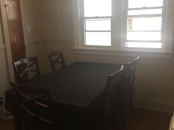 3rd image of 517 Fargo Ave #1