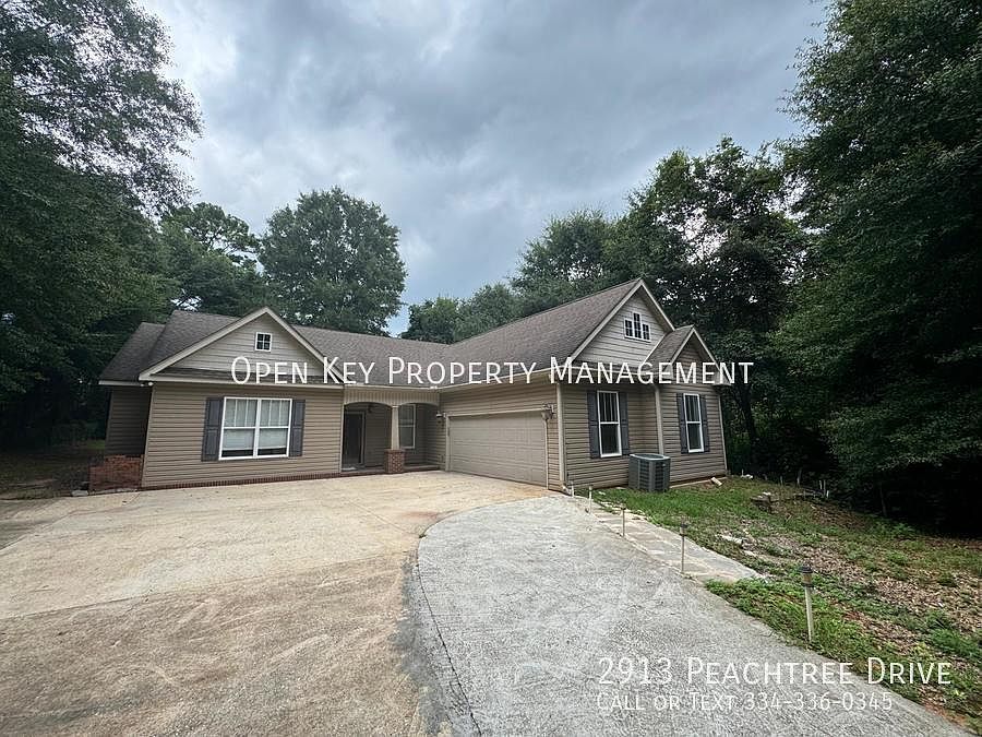1st image of 2913 Peachtree Dr