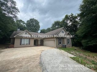 2913 Peachtree Dr, Dothan, AL 36303