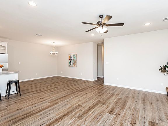 4th image of 236 River Mill Dr