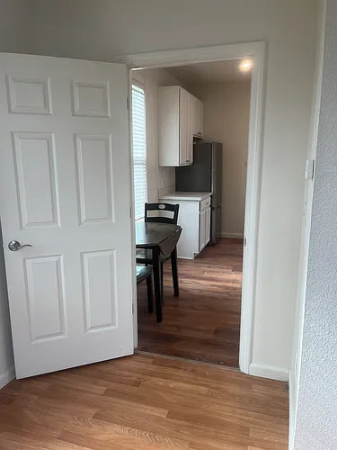 148 West St #C Photo 1