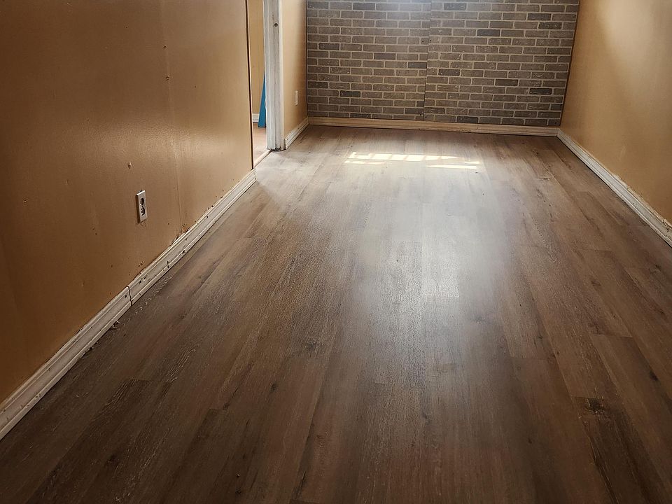 2nd image of 118 8th St #11232389