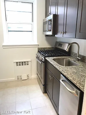 Rented by Living New York | media 11