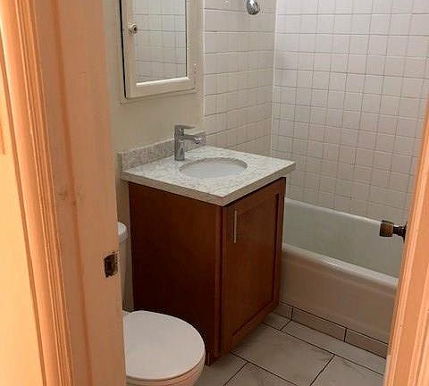 3rd image of 3018 22nd St