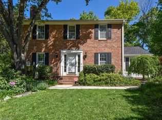 5308 King George Ct, Greensboro, NC 27410