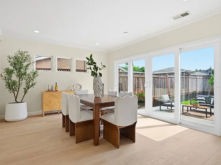 35883 Vinewood St — Photo 13