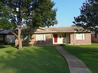 918 Waikiki Dr, Garland, TX 75043