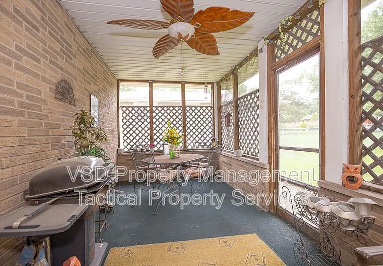 6188 Cabrini Ln — Photo 28