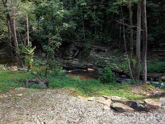 2nd image of 1363 Armstrong Creek Rd