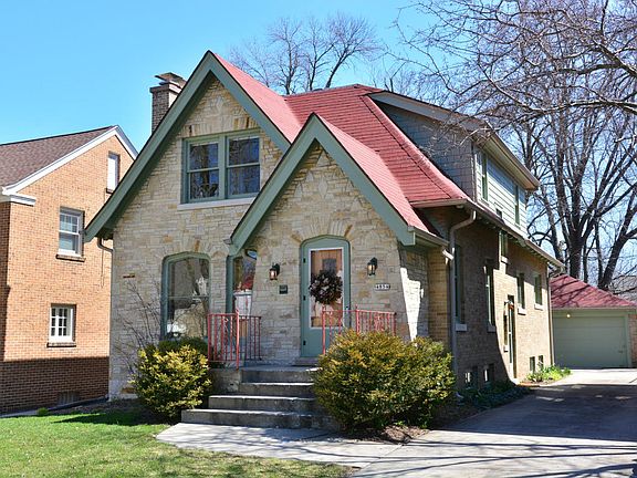 2nd image of 4854 N Cumberland Blvd