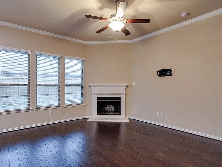 16613 Stillhouse Hollow Ct — Photo 10