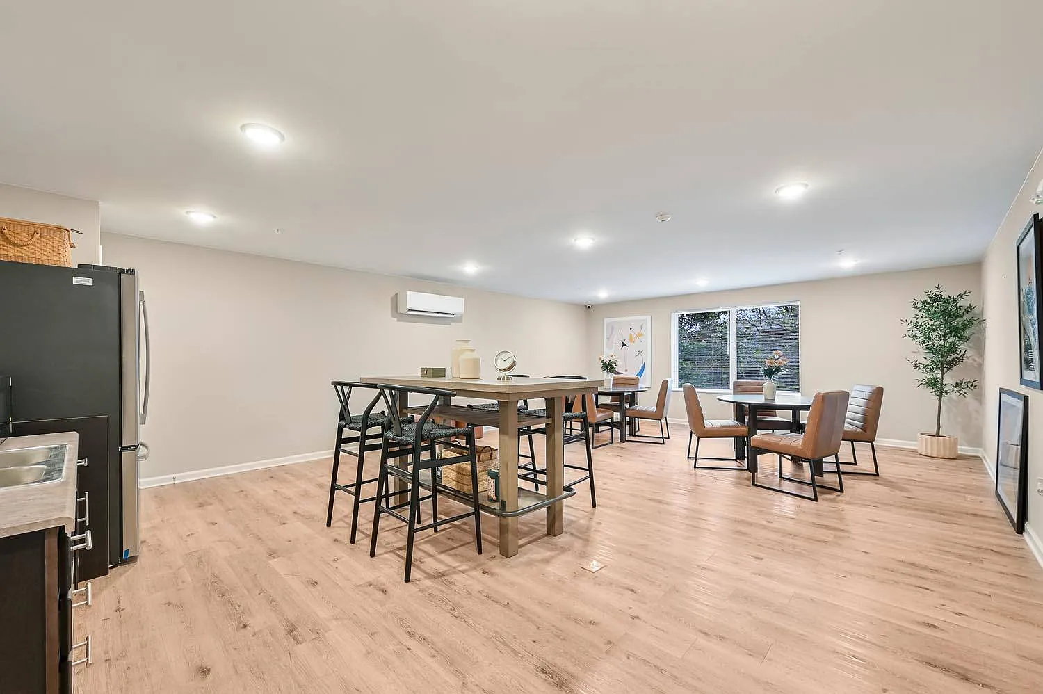Hawkins Pointe — Photo 1