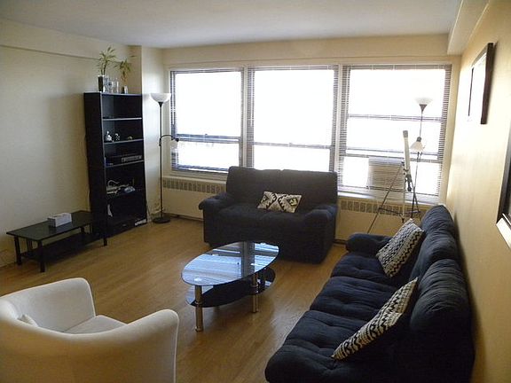 4th image of 4180 N Marine Dr APT 909