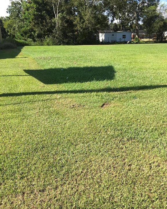 1st image of 726 Veterans Memorial Dr