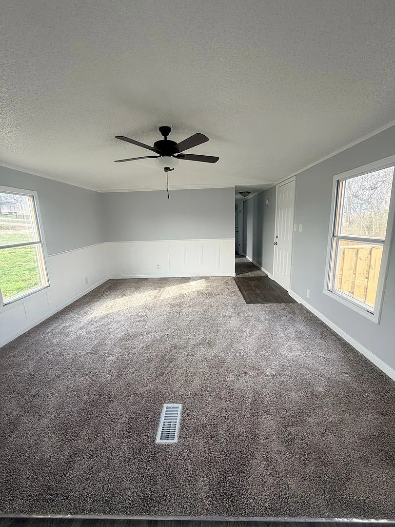 Cypress Break Mobile Home Rental Available Now — Photo 2