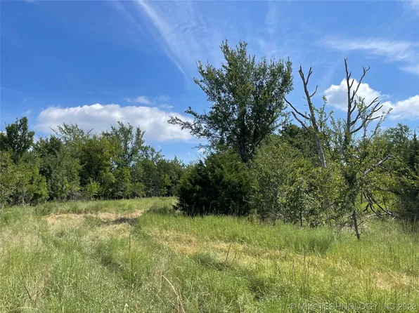 2 E 266th St, Beggs, OK 74421