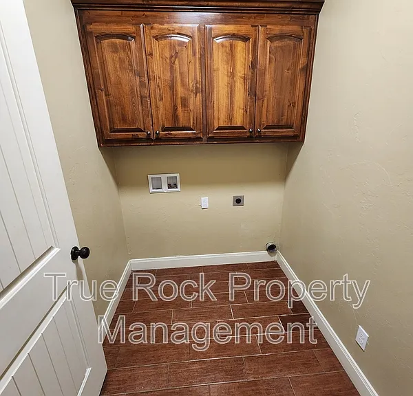 1329 N Monte Vista St #B — Photo 5