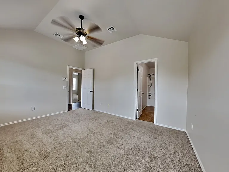 2165 Robin Ridge Ln — Photo 6