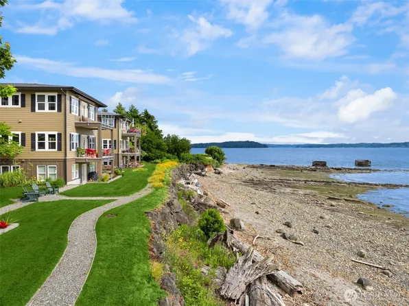 9551 NE South Beach Drive #3H, Bainbridge Island, WA 98110