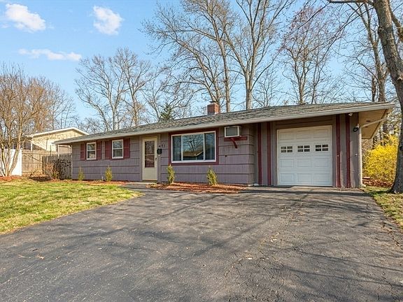 3rd image of 19 Ruth Rd